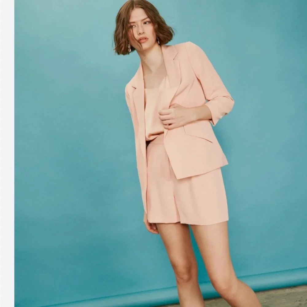 Skies are Blue Curvy Pink Blush Blazer Size 2X NWT.  1242